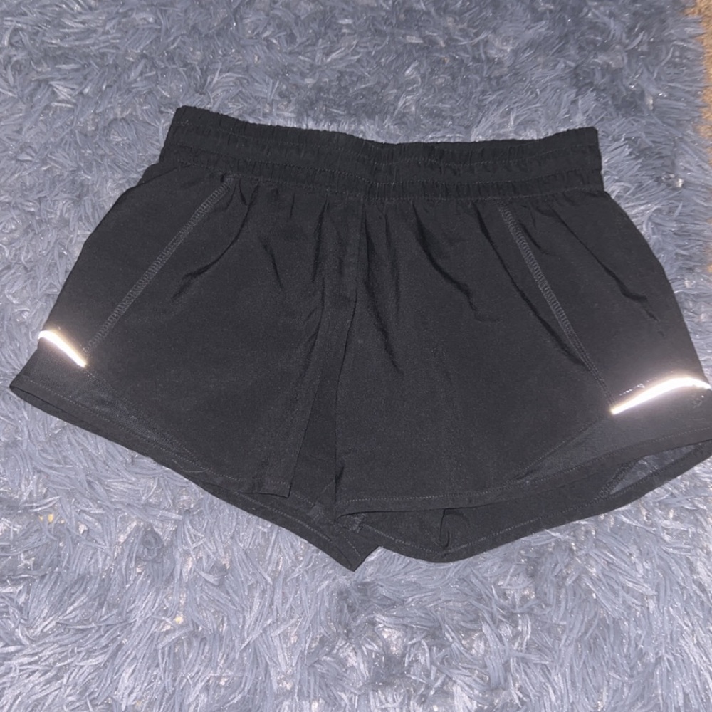 black shorts (athletic works)